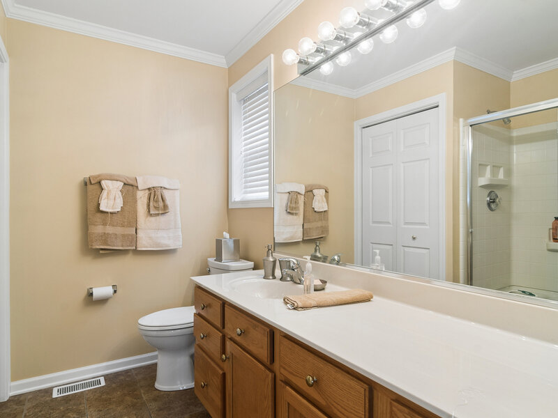 2362 Nantucket Lane Elgin IL 60123