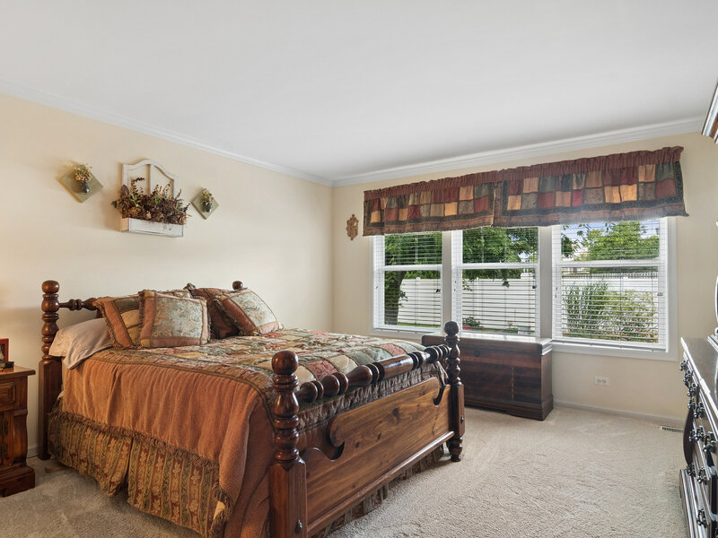 2362 Nantucket Lane Elgin IL 60123