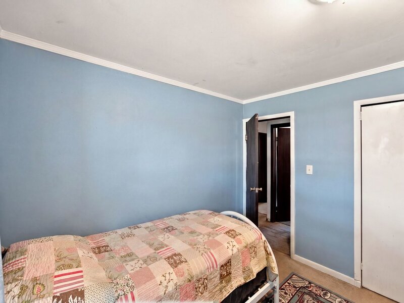 1725 Evergreen Avenue Hanover Park IL 60133