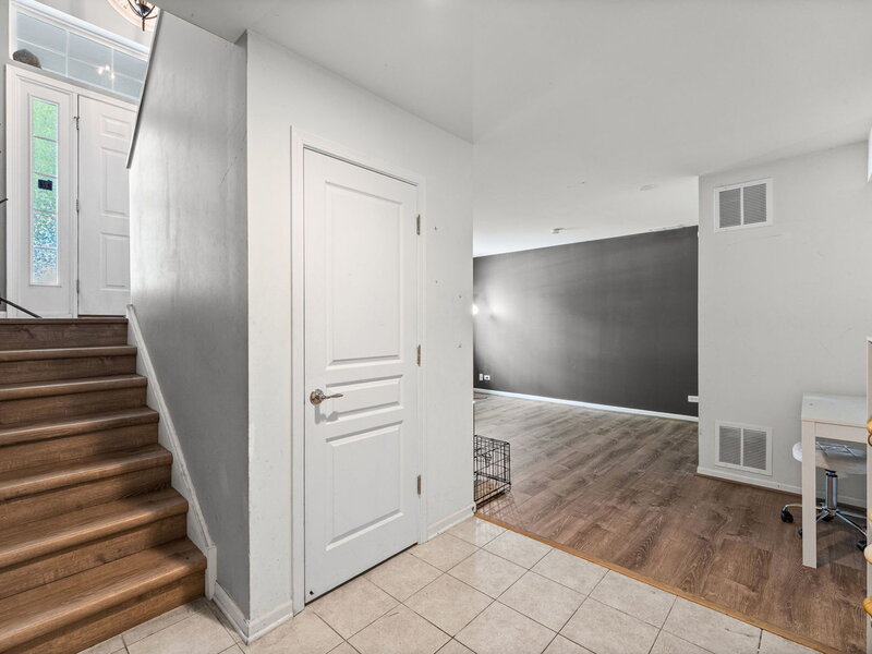991 Reserve Drive Elgin IL 60124
