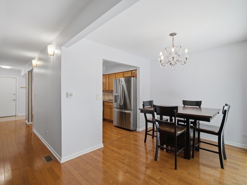 411 Hickory Drive Wheeling IL 60090