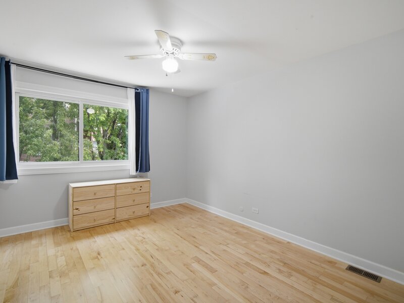 411 Hickory Drive Wheeling IL 60090