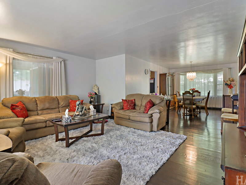 1012 Elder Avenue Mchenry IL 60051