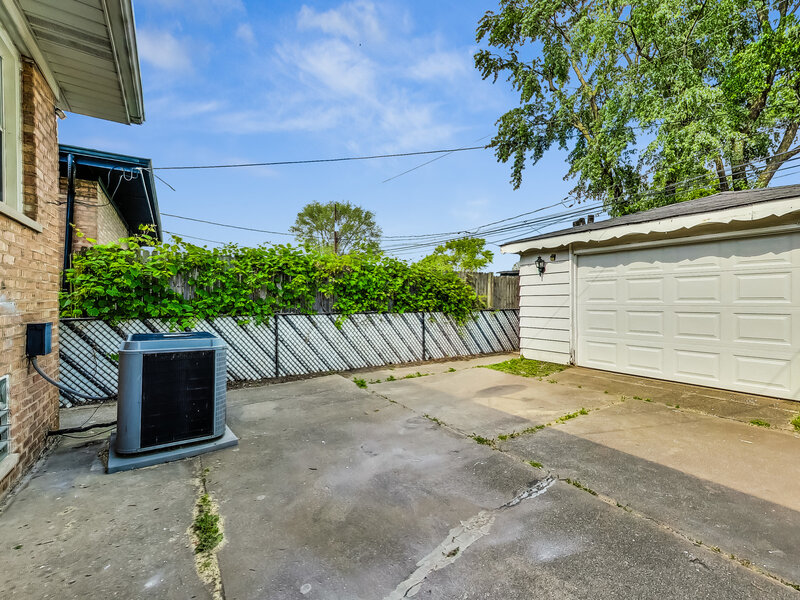 295 Prairie Avenue Calumet City IL 60409