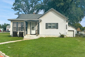 Photo of 611 S Adams Avenue Freeport IL 61032