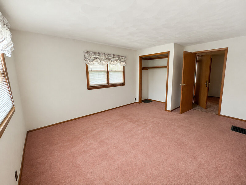 611 S Adams Avenue Freeport IL 61032
