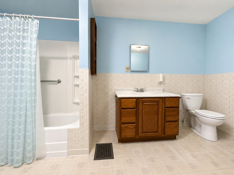 611 S Adams Avenue Freeport IL 61032