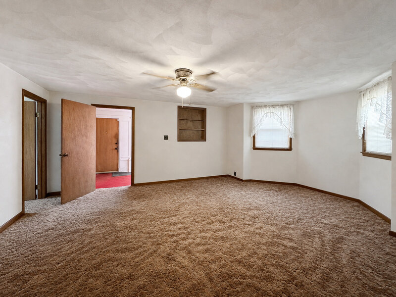 611 S Adams Avenue Freeport IL 61032