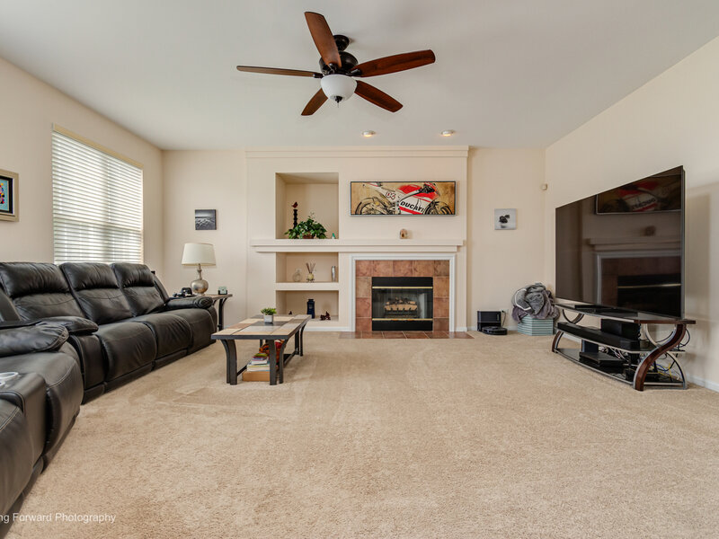 2368 Pagosa Springs Drive Aurora IL 60503