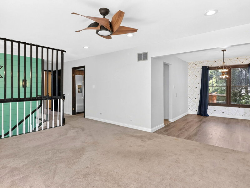 215 Edgebrook Drive Bloomingdale IL 60108