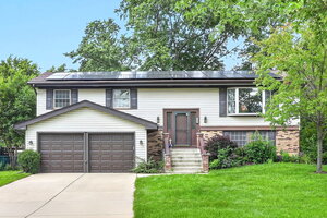 Photo of 215 Edgebrook Drive Bloomingdale IL 60108