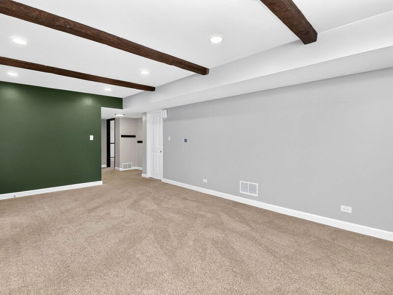 215 Edgebrook Drive Bloomingdale IL 60108