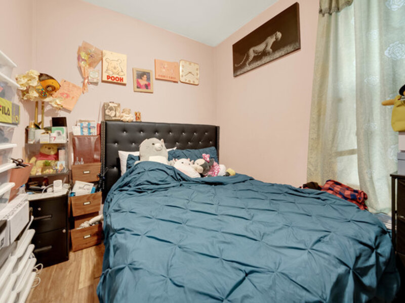 4208 S Artesian Avenue Chicago IL 60632