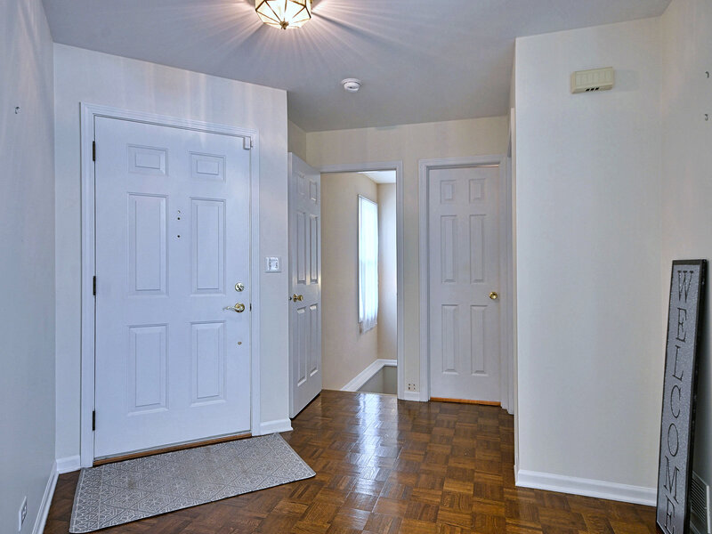 452 Park Barrington Drive Barrington IL 60010