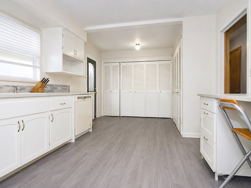4253 Prescott Avenue Lyons IL 60534