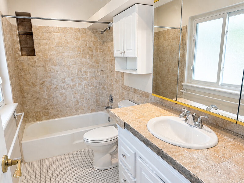 1755 Robin Lane Hoffman Estates IL 60194