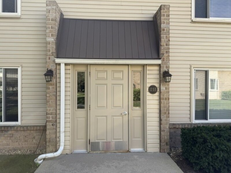 1755 Robin Lane Hoffman Estates IL 60194