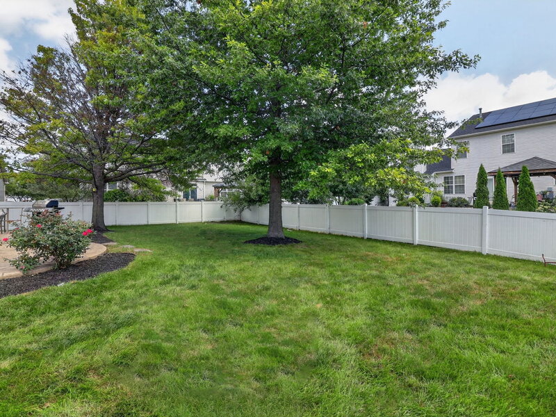 722 Metropolitan Avenue Bolingbrook IL 60490