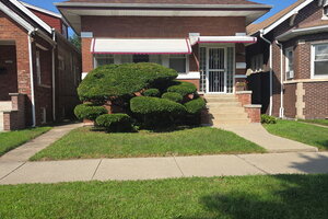 Photo of 8118 S Rhodes Avenue Chicago IL 60619