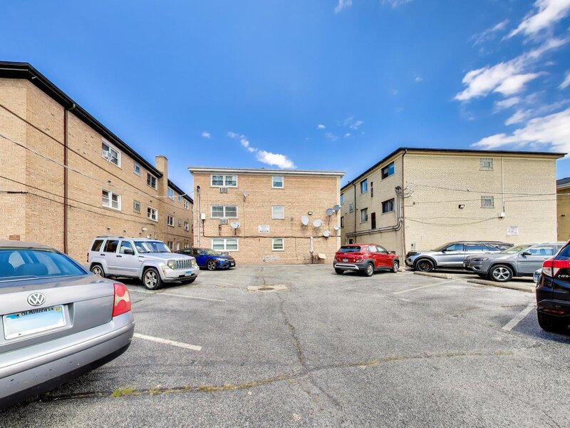 6460 N Northwest Highway Chicago IL 60631