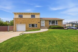 Photo of 1670 N 5th Avenue Melrose Park IL 60160