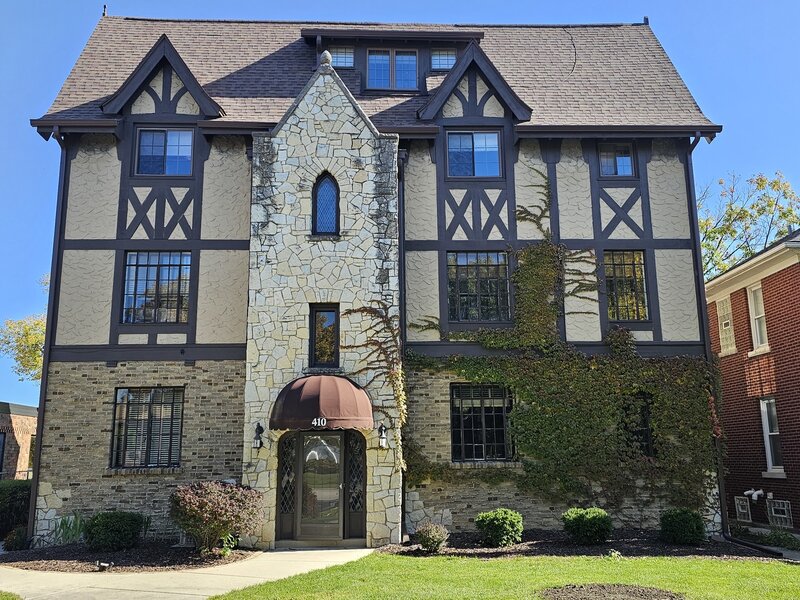 410 N Raynor Avenue Joliet IL 60435