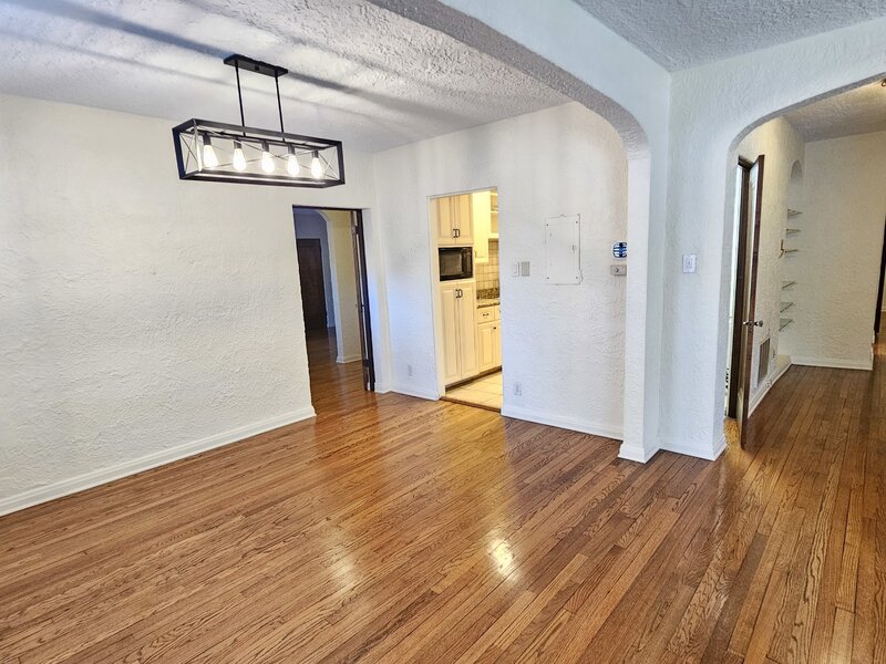 410 N Raynor Avenue Joliet IL 60435