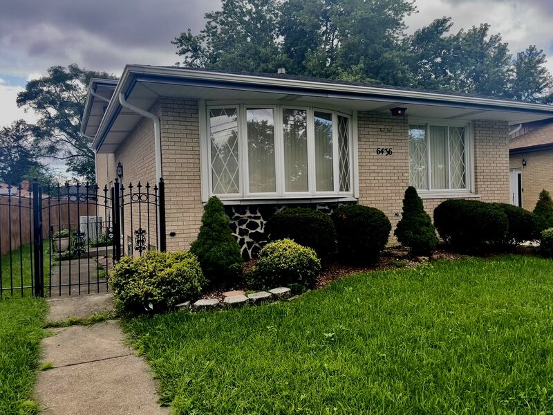 6436 W 89th Place Oak Lawn IL 60453