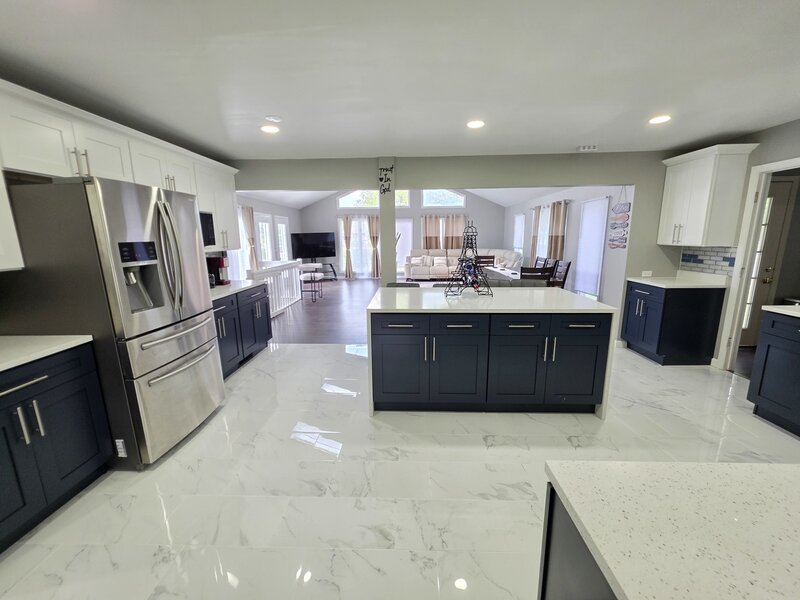 2301 Greenbriar Lane Lindenhurst IL 60046