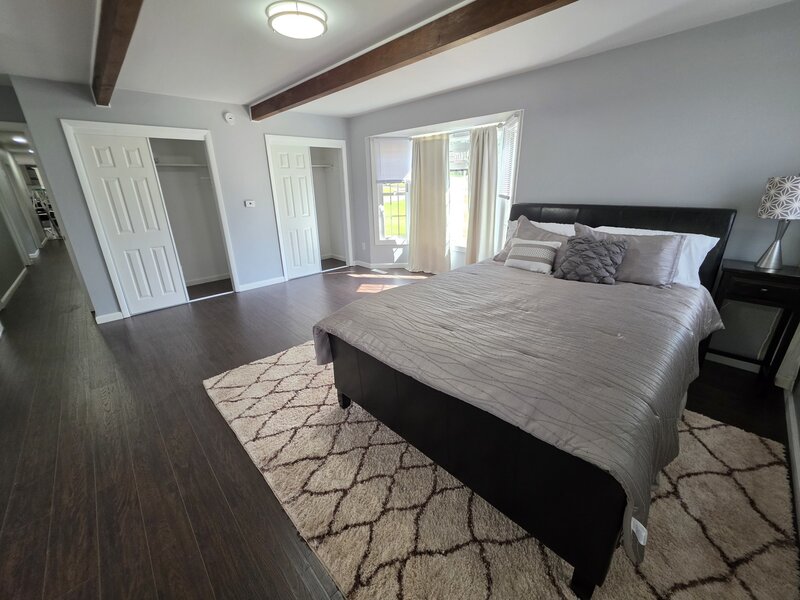 2301 Greenbriar Lane Lindenhurst IL 60046