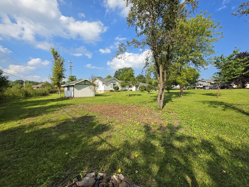 2301 Greenbriar Lane Lindenhurst IL 60046