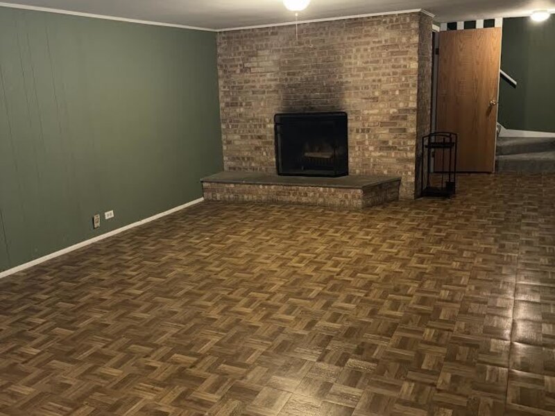 118 N 3rd Street West Dundee IL 60118