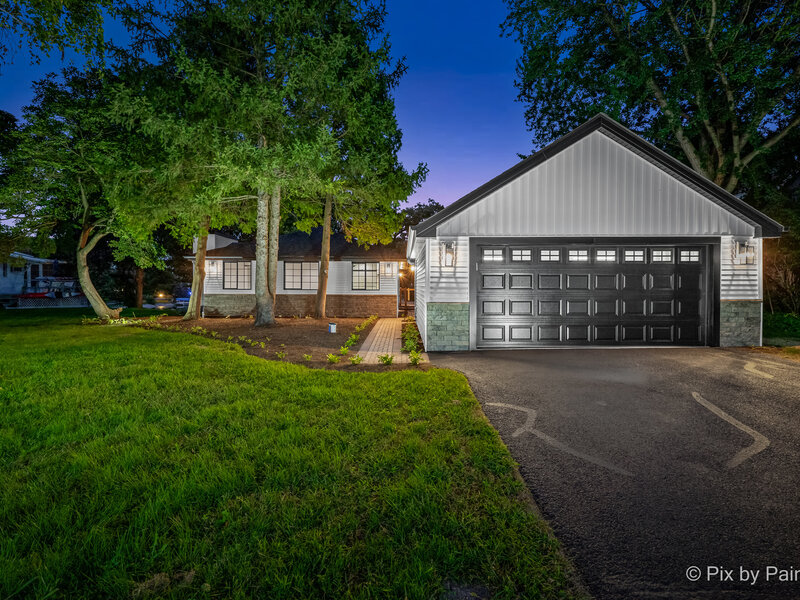 34803 N Hiawatha Trail Mchenry IL 60051