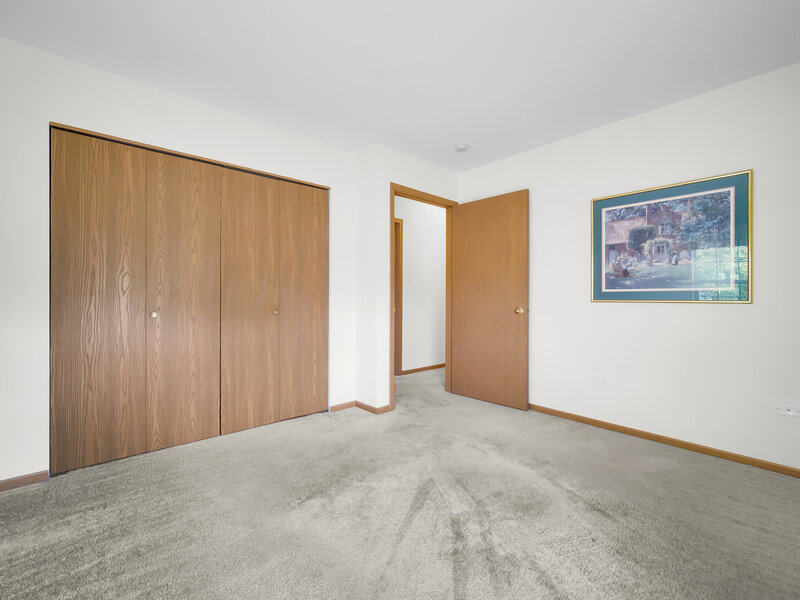 131 E 163rd Street South Holland IL 60473