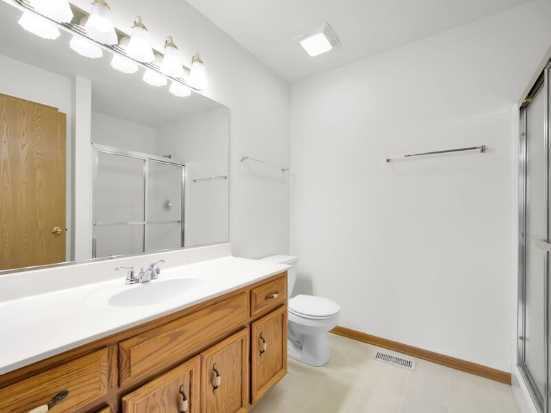 131 E 163rd Street South Holland IL 60473