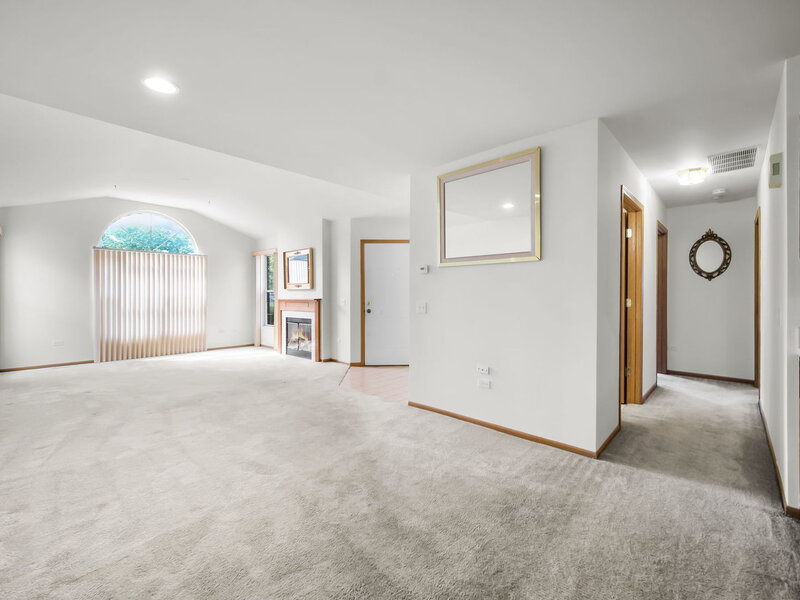 131 E 163rd Street South Holland IL 60473