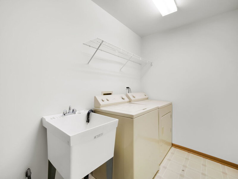 131 E 163rd Street South Holland IL 60473