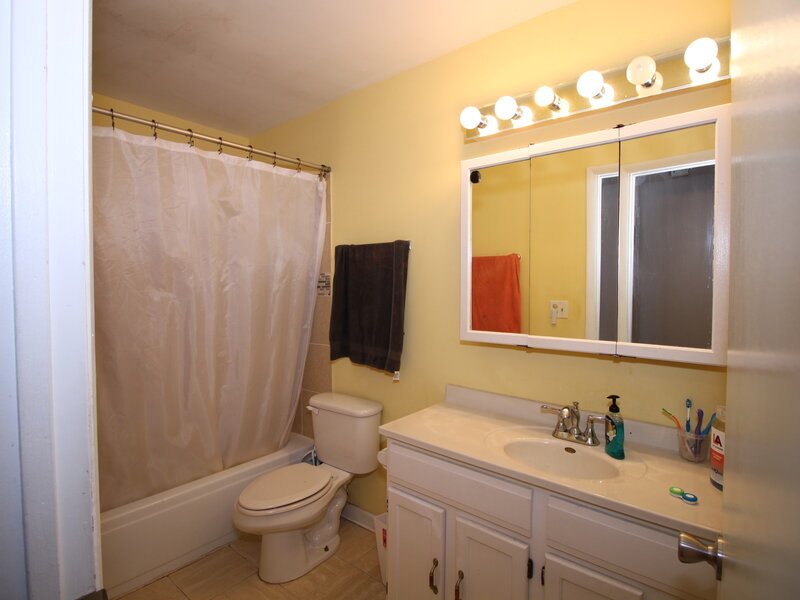15 Marywood Lane Bolingbrook IL 60440