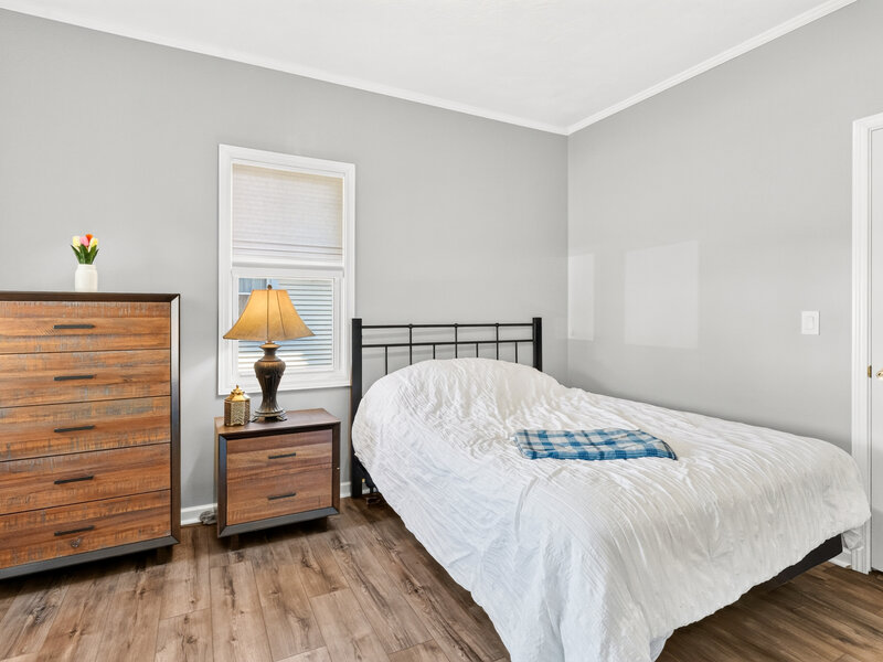 823 Pershing Boulevard Clinton IA 52732