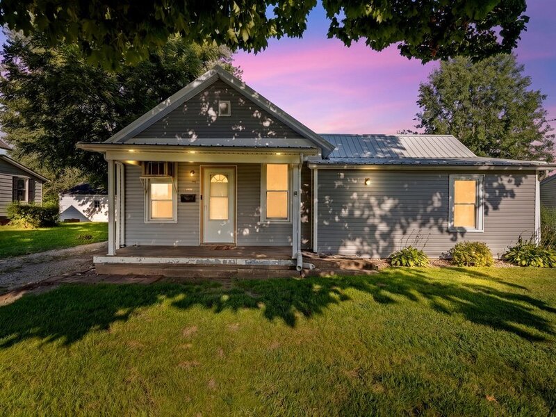 1304 Se 2nd Avenue Aledo IL 61231