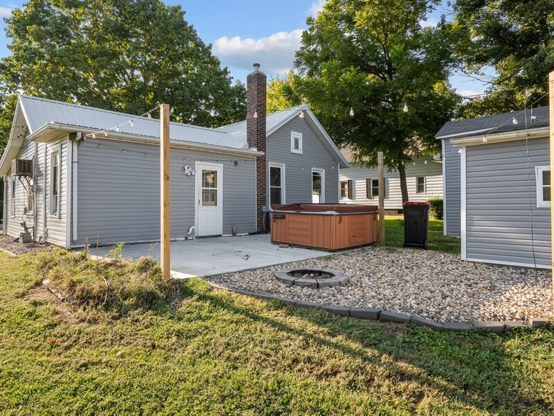 1304 Se 2nd Avenue Aledo IL 61231