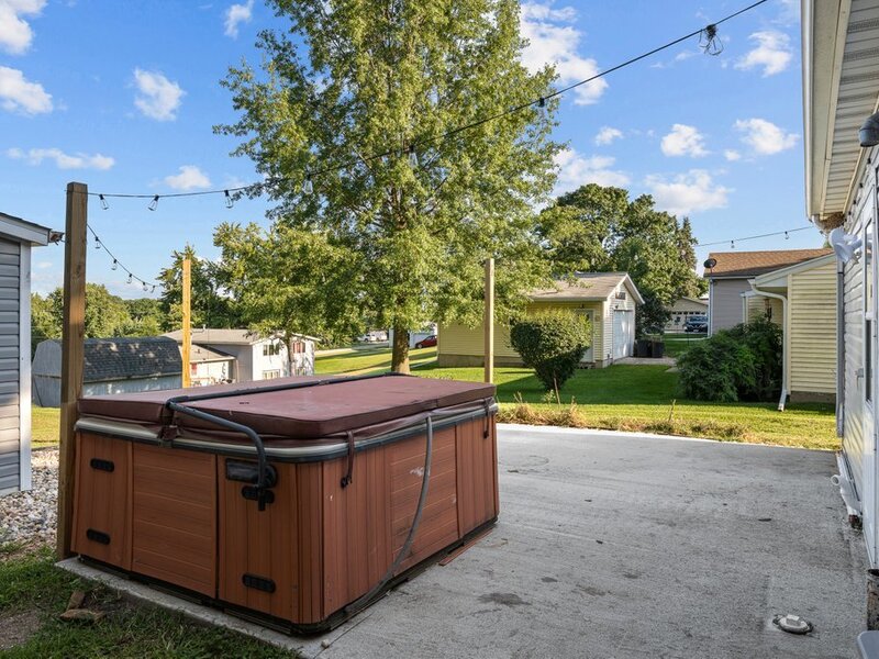 1304 Se 2nd Avenue Aledo IL 61231