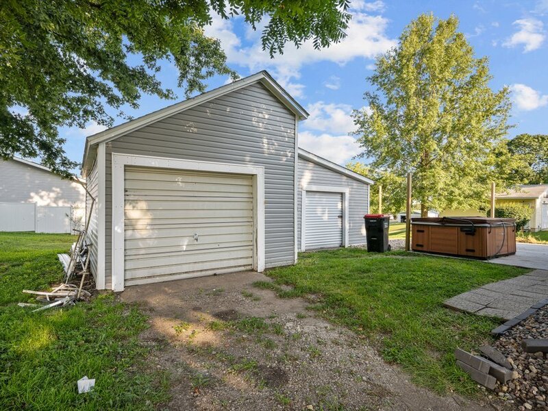 1304 Se 2nd Avenue Aledo IL 61231