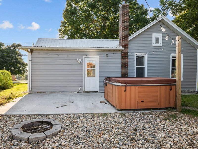 1304 Se 2nd Avenue Aledo IL 61231