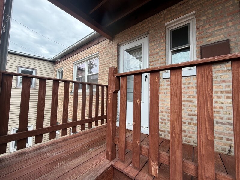 6338 N Kedzie Avenue Chicago IL 60659