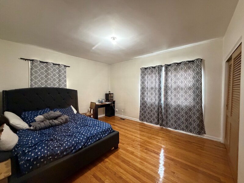 6338 N Kedzie Avenue Chicago IL 60659