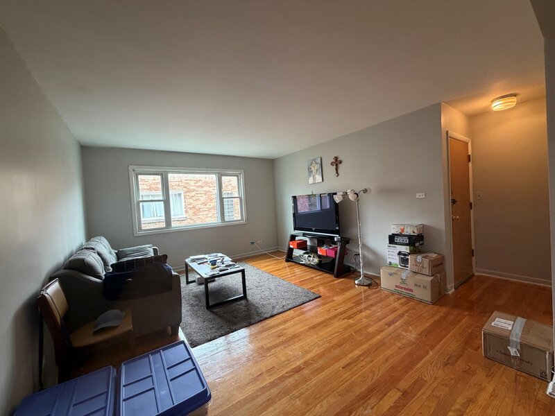 6338 N Kedzie Avenue Chicago IL 60659