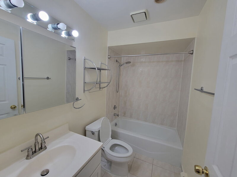 10423 Dearlove Road Glenview IL 60025