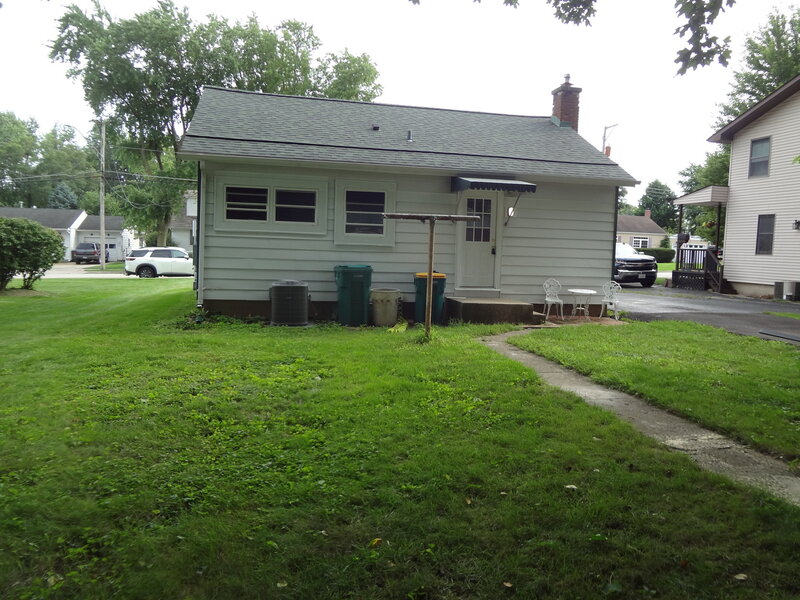 379 E Lincoln Street Sycamore IL 60178