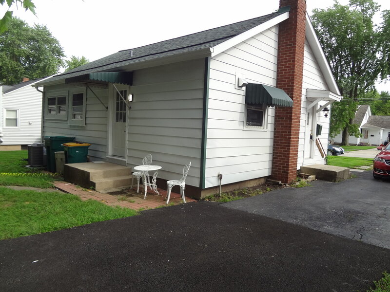 379 E Lincoln Street Sycamore IL 60178